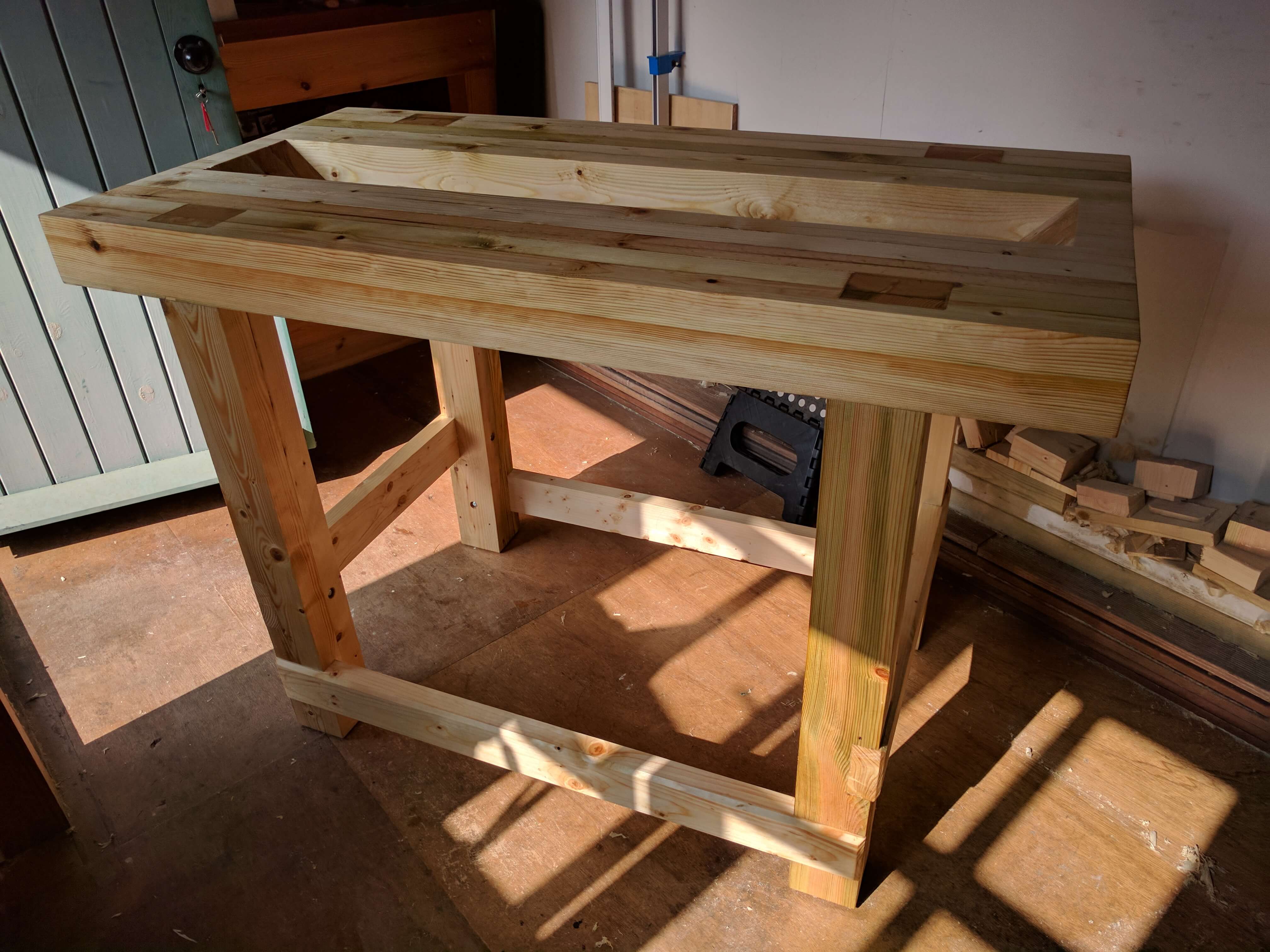 Jay Bates-style Workbench – wood:crafted